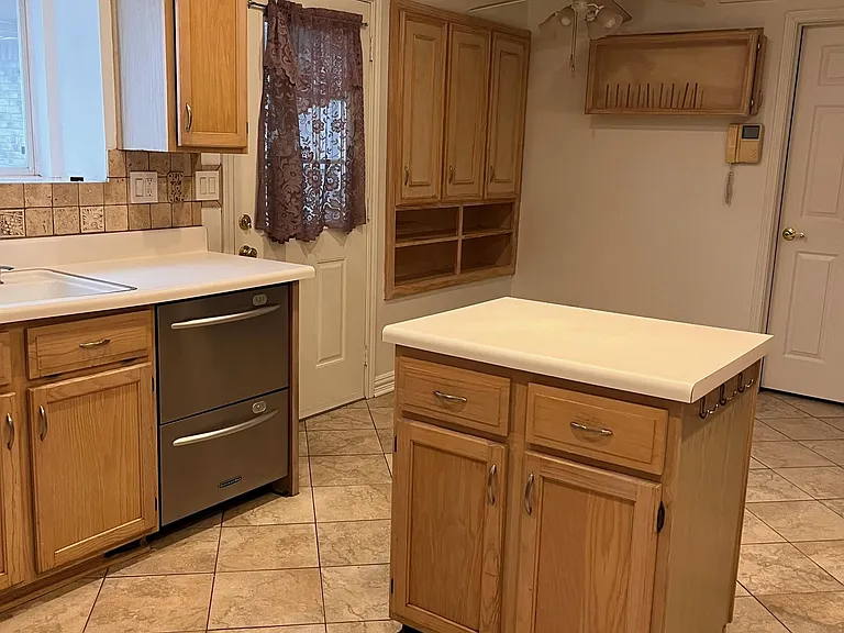 5232 Goodman Dr — Photo 9