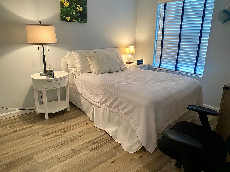 52 Fairway Pl #14 — Photo 7