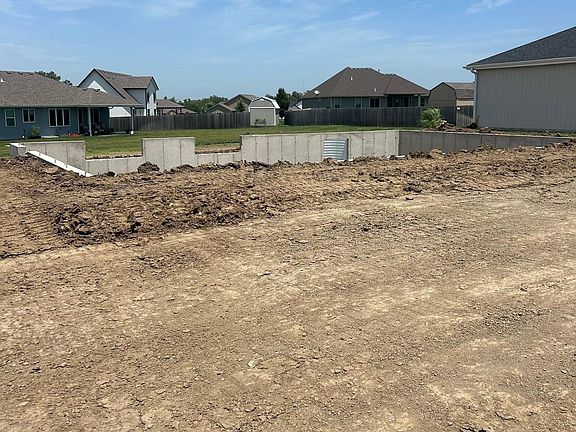 4th image of 7636 SW 24th Ter