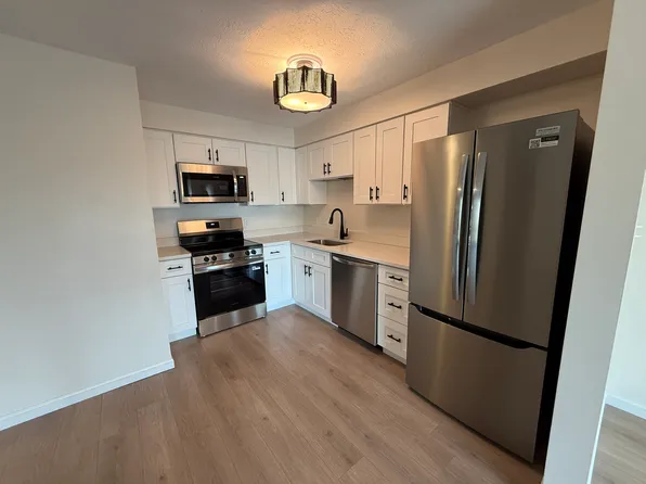 3400 Wooster Rd APT 607, Rocky River, OH 44116