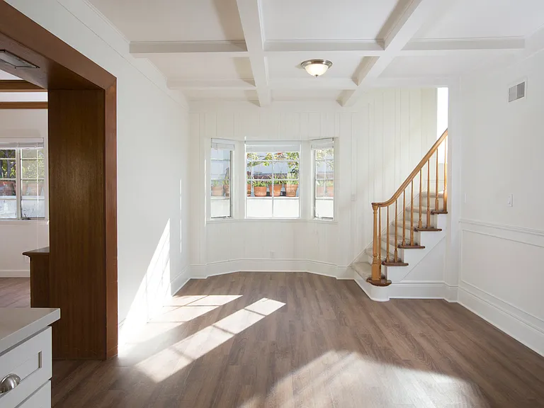 1344 Torrey Pines Rd — Photo 10