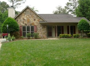 658 Shiloh Ct, Lawrenceville, GA 30044