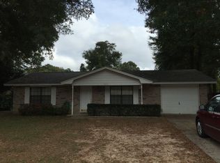 4640 Dean Dr, Pace, FL 32571