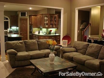 Family Room looking into Kitchen