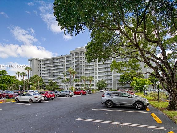 2nd image of 4015 W Palm Aire Dr APT 506