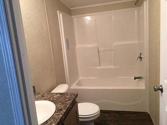 4th image of 109 Cardinal Dr