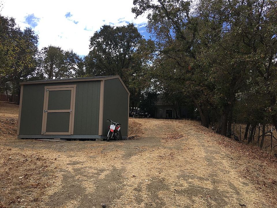 2nd image of 101 Shady Glen Rd