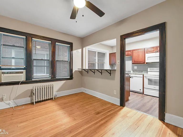815 Beaconsfield Ave #2N — Photo 5