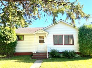 808 NW 8th St, Grand Rapids, MN 55744