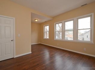3726 S Emerald Ave #2F, Chicago, IL 60609