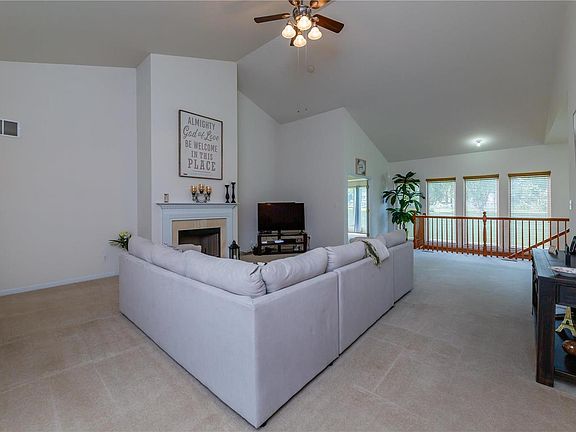 4th image of 3939 Hermans Orchard Ct