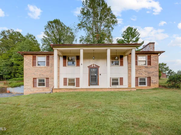 216 Lonewood Dr, Kingsport, TN 37663