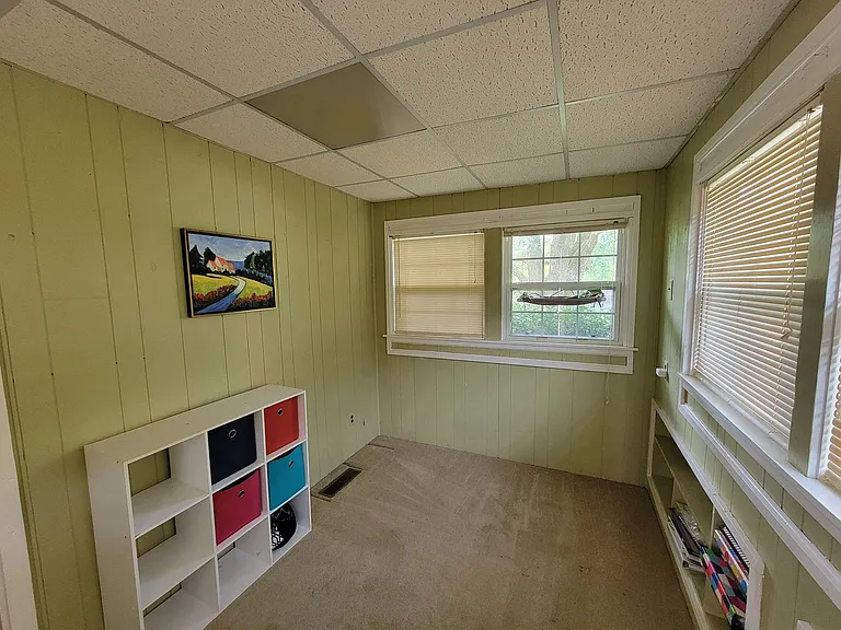 1304 Gracewood Dr — Photo 10