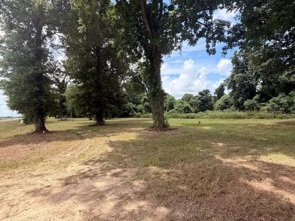1504 River Rd, Gilbert, LA 71336