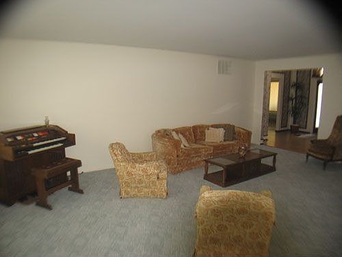 5th image of 2831 Stonewall Ave