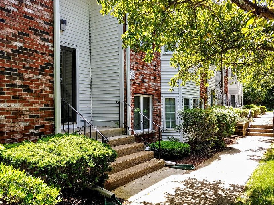 1st image of 116 Tall Oaks Dr Unit J