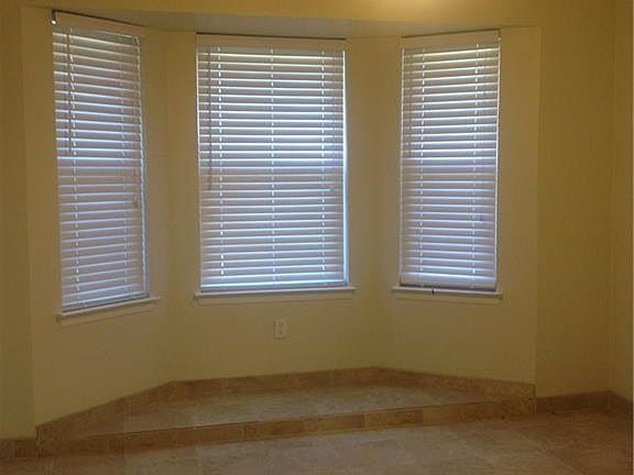 5th image of 2405 Meadow Ct