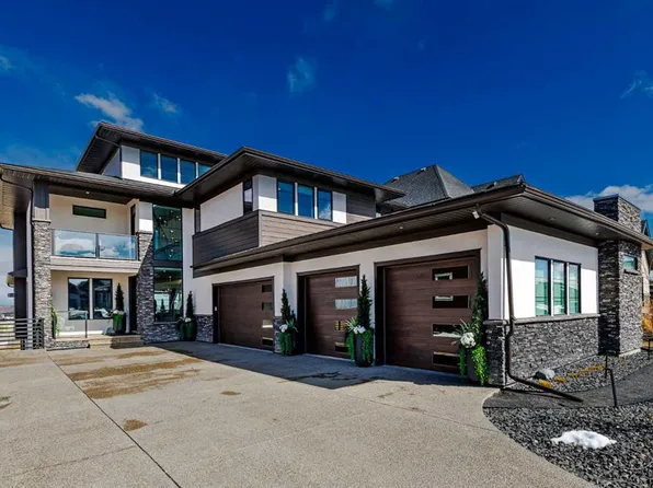 6 SW Juneberry Hts, Rocky View County, AB T3Z 0E6