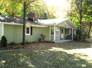 146 Waldenwood Cir, Prudenville, MI 48651