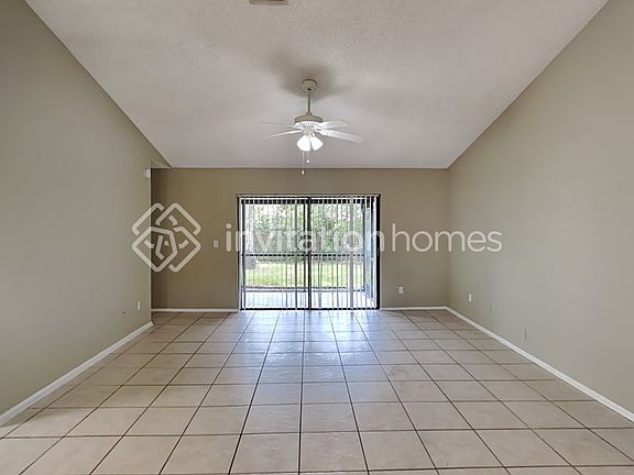 3rd image of 8918 Exposition Dr