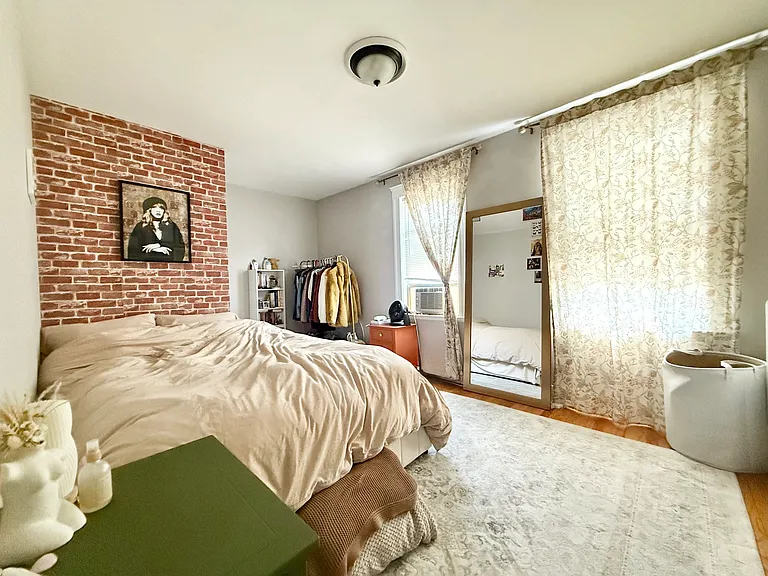 128 Lawrence St #B — Photo 12