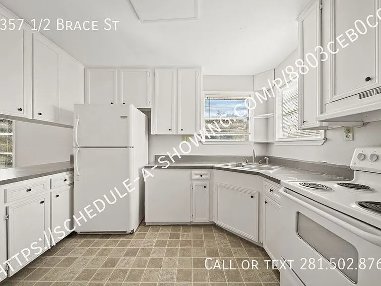7357 1/2 Brace St — Photo 7