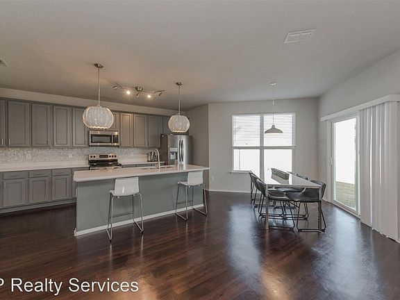 2nd image of 6014 Myers Ct
