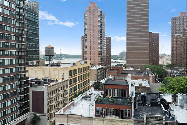 Rented by Douglas Elliman | media 17