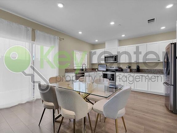 5th image of 3843 Bridgemeadow Way