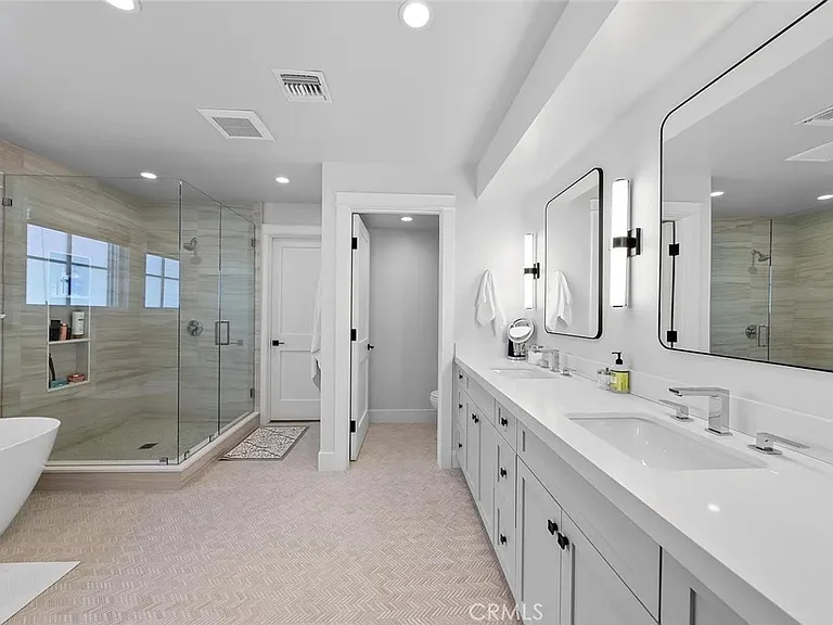 309 Crest Dr — Photo 14
