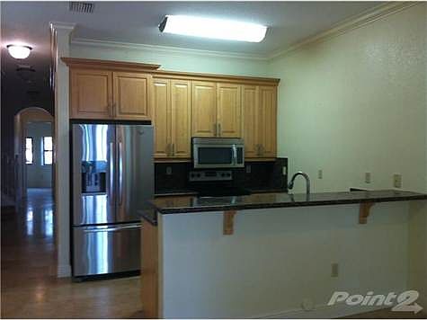4th image of 3162 Oak Ave #3162