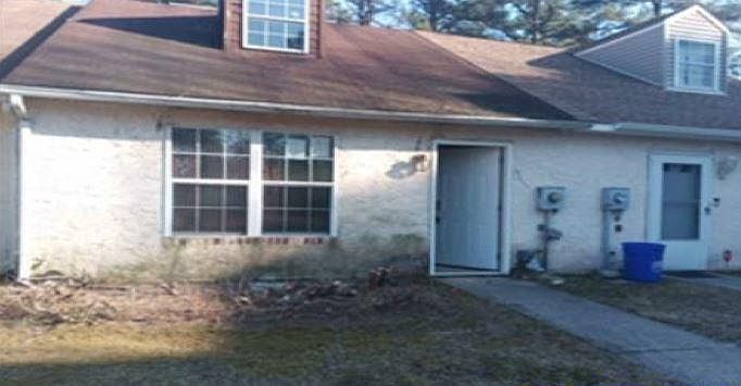 2nd image of 4824 Brecknock Ct