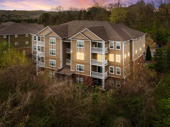 8605 Peckham Ln #Q9, Antioch, TN 37013
