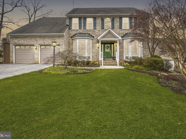 10 Foxway Ter, Towson, MD 21286