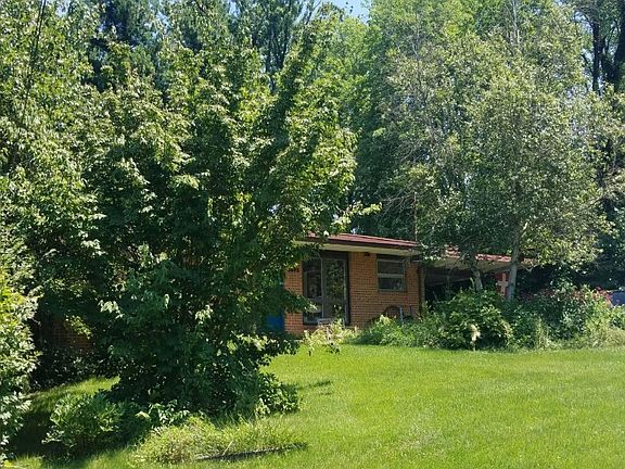 3rd image of 6602 Byrnes Dr