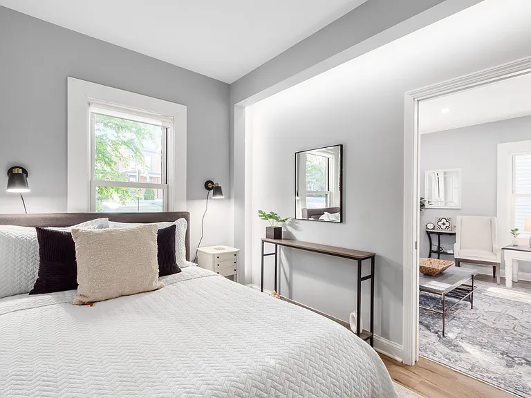 853 Summit St — Photo 19