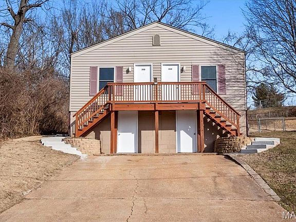3rd image of 2448 Prouhet Ave
