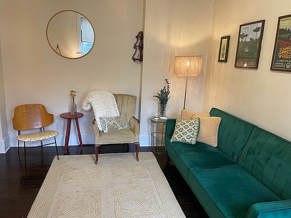 4th image of 210 Highland St #1