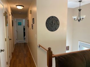 13012 Browne Cir, Omaha, NE 68164