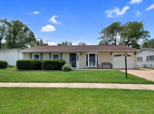 2511 Sangamon Dr, Champaign, IL 61821