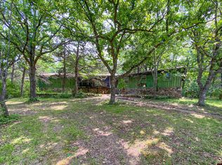 729 Fallen Ash Rd, Yellville, AR 72687