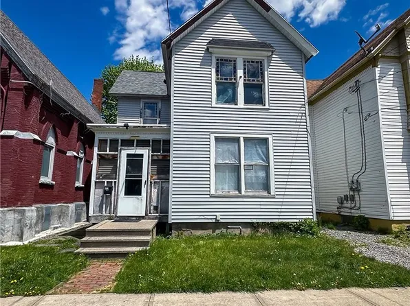 736 Roberts St, Utica, NY 13502