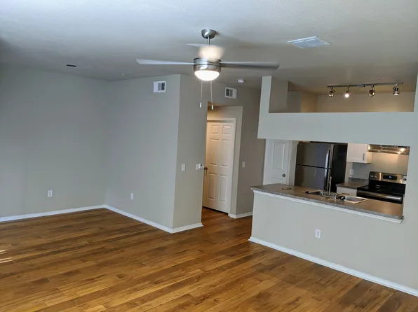 16239 Enclave Village Dr #1-16239-304, Tampa, FL 33647