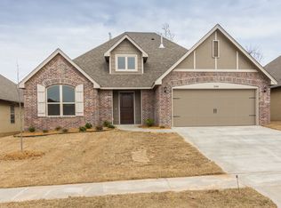1500 W Boston Ct, Broken Arrow, OK 74012