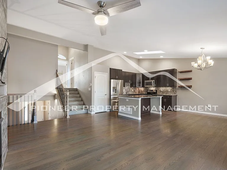 4349 High Mountain Point — Photo 4
