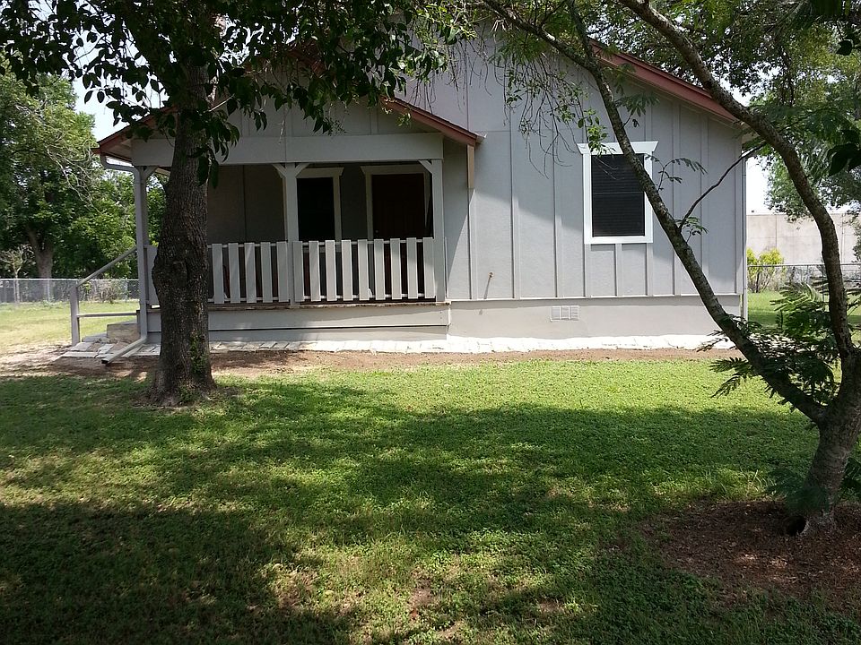 1st image of 8709 Leisure Dr