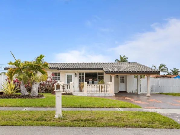 5470 W 9th Ln, Hialeah, FL 33012