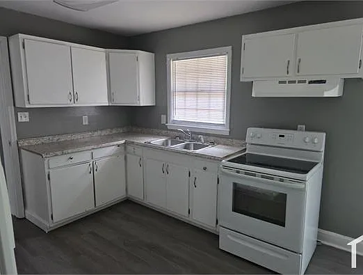 6144 Louise St #1 — Photo 8