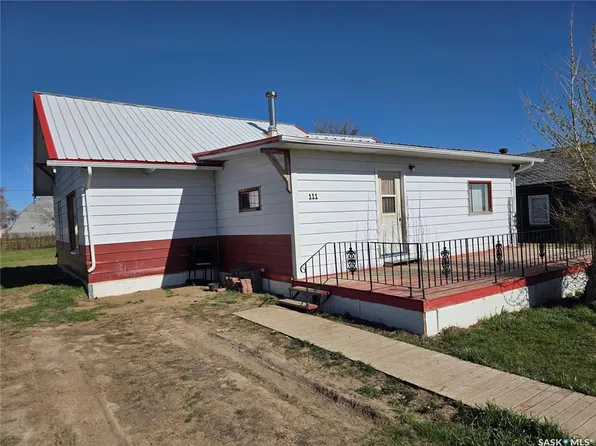 111 Warwick STREET, Neville, SK S0N 1T0