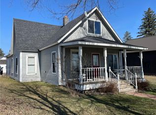 10598 Main St, Hayward, WI 54843